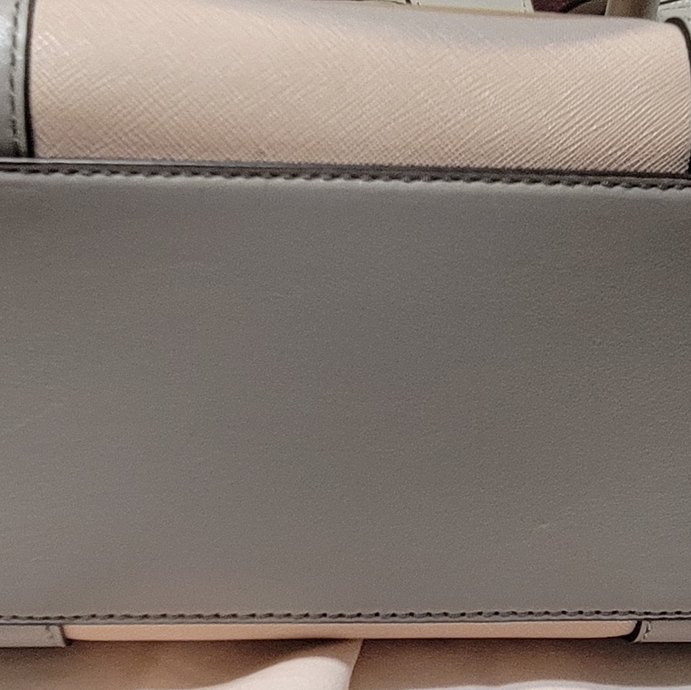 Michael Kors handbag - Picture 4 of 5
